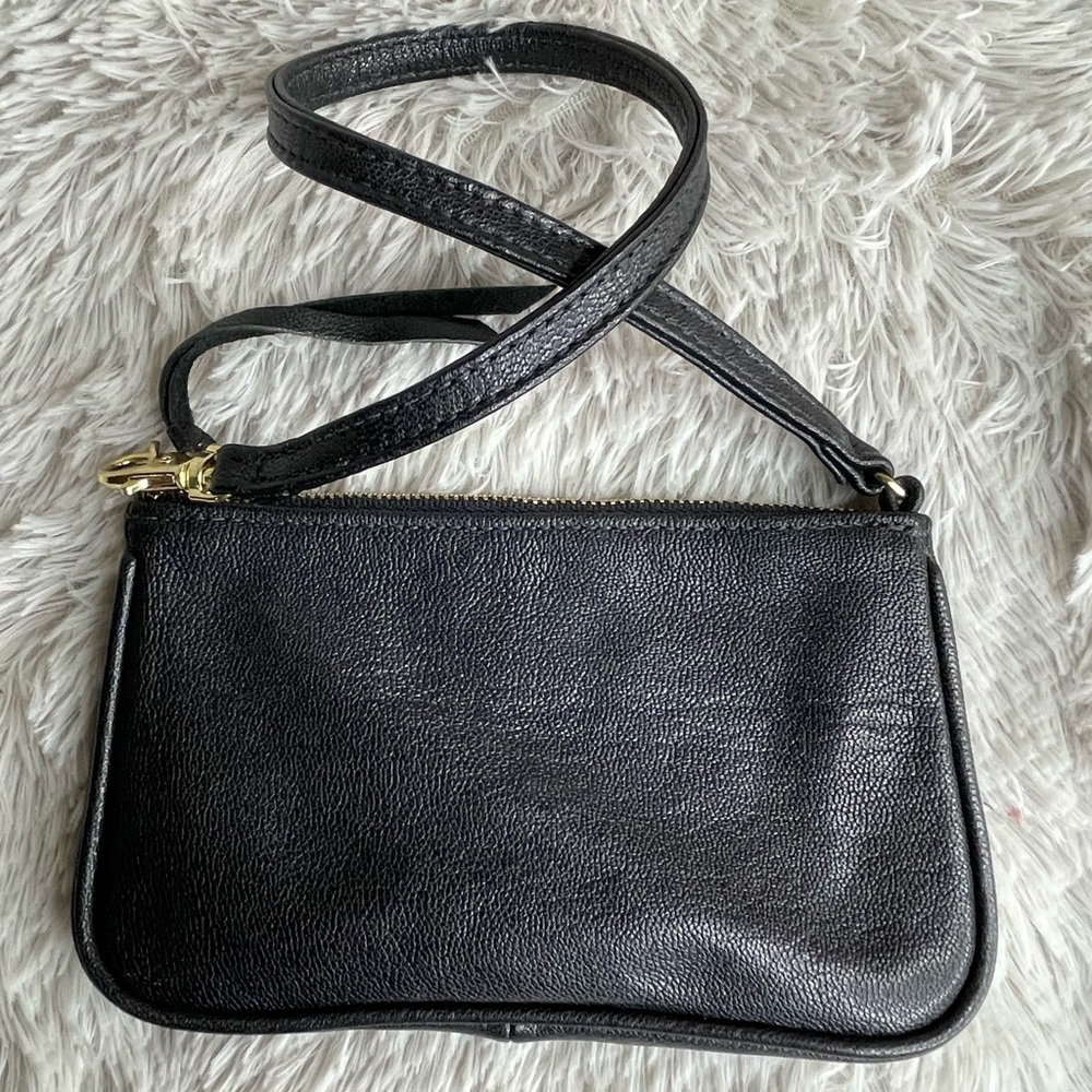 ⭐️Meredith Banzhoff Wristlet 7 inches by 4.5 inches Black